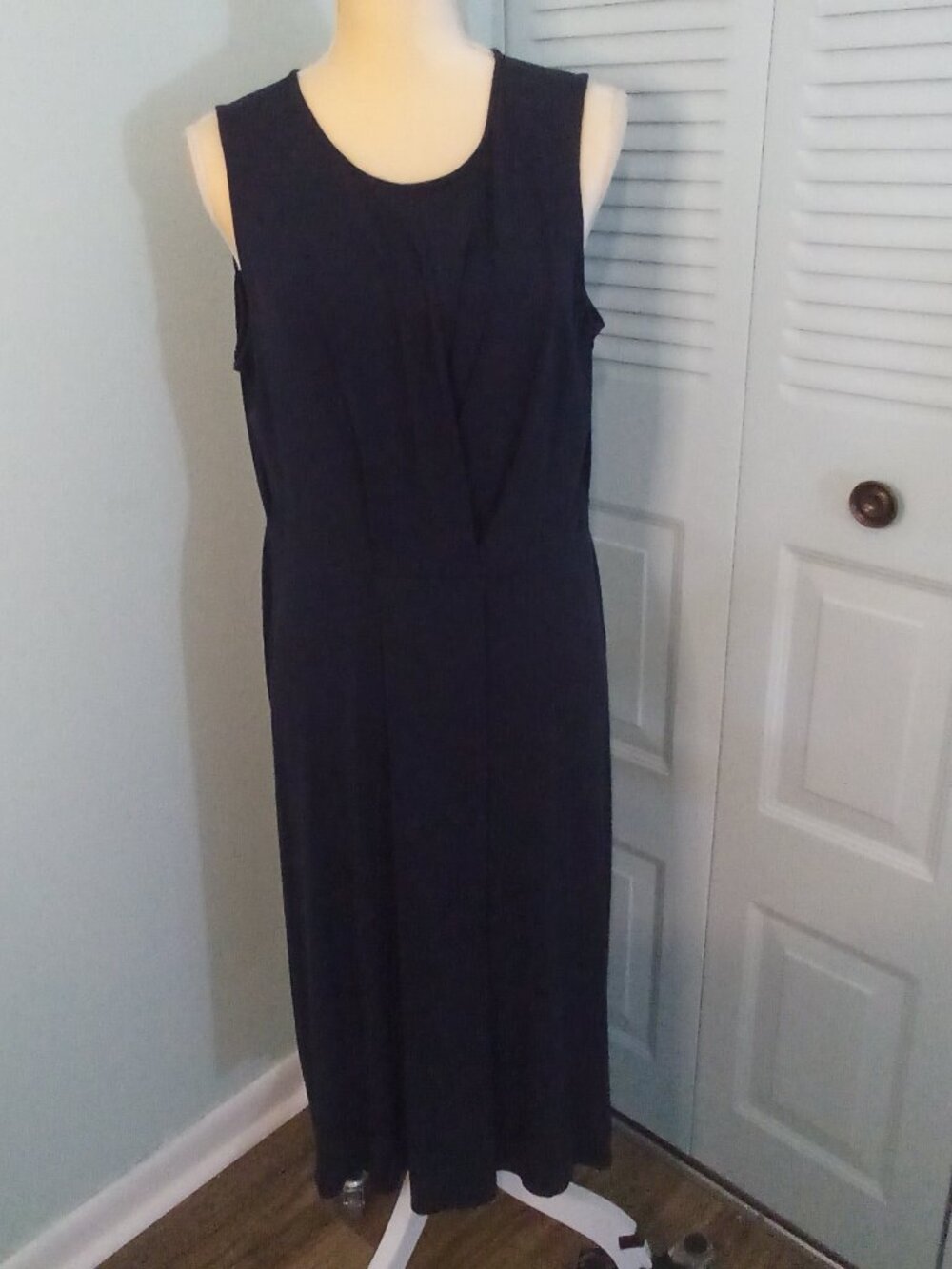 J.JILL WEAREVER COLLECTION LRG NAVY FAUX WRAP PLEATED FRONT SHEATH MIDI RAYON